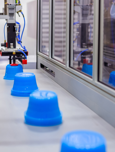 Encontre a melhor fábrica de injeção plástica