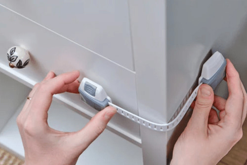 Injeção plástica para o setor moveleiro: peças sob medida